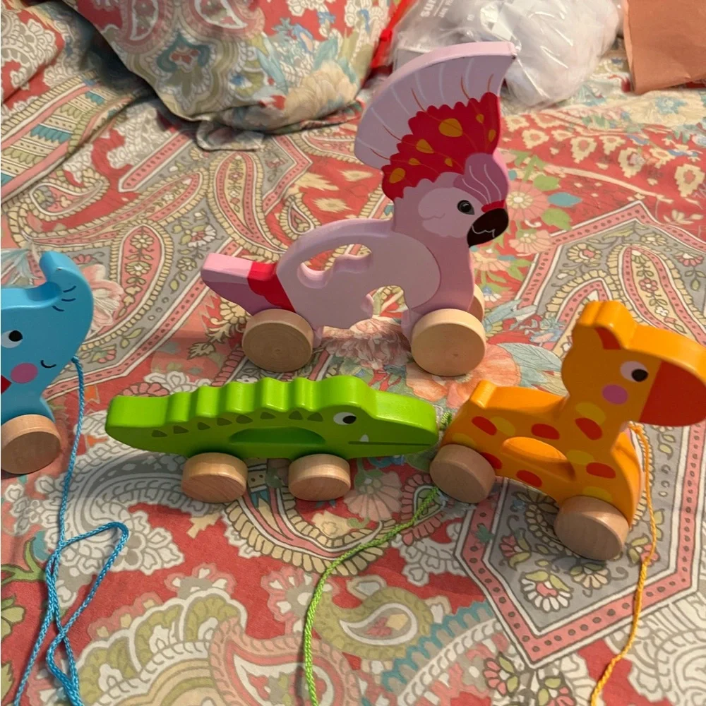 Colorful Wooden Animal Pull/ push Set giraffe, alligator, elephant, and bird
